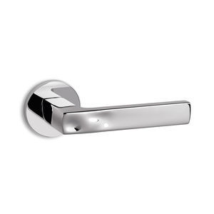 poignée pour porte 1