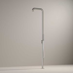 douche de jardin classique