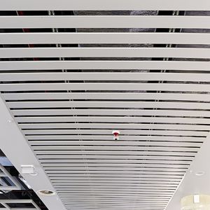 faux-plafond en métal 1