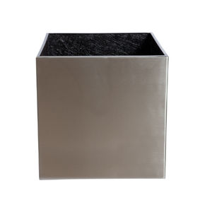 jardinière en acier inoxydable