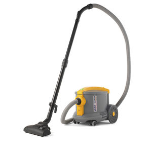 aspirateur professionnel