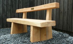 banc public / classique / en chêne naturel / avec dossier