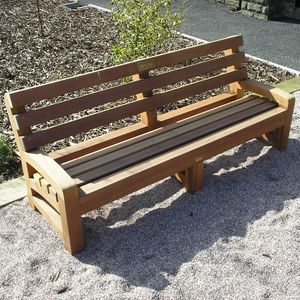 banc public contemporain