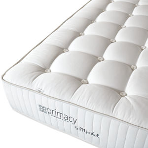 matelas double / en mousse / à ressorts ensachés / 150x190 cm