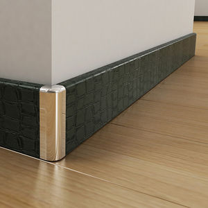 plinthe en aluminium