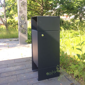 poubelle publique / en acier galvanisé / en acier à revêtement par poudre / pour espace public