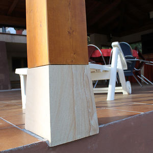 base de colonne en grès 1