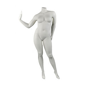 mannequin de vitrine femme forte