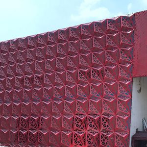 bardage en panneaux / en aluminium / perforé / 3D