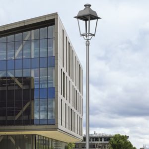 lampadaire urbain