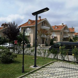 lampadaire de jardin / contemporain / en aluminium / en PMMA