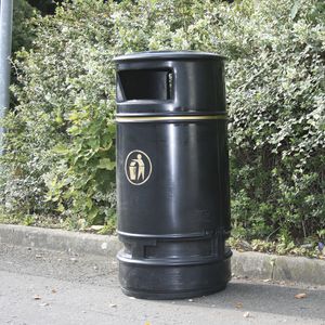 poubelle publique / en polyéthylène / pour espace public / classique