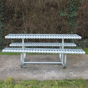 table de pique-nique contemporaine