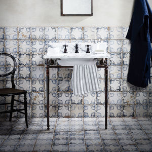 vasque sur pied / rectangulaire / en marbre / de style