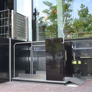 plateforme élévatrice pour fauteuil roulant