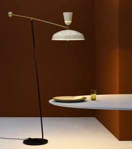 lampe sur pied