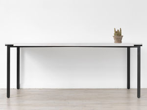 table contemporaine