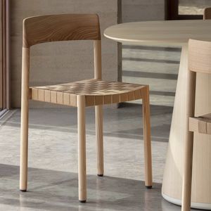 chaise contemporaine