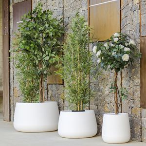 pot de jardin en polyéthylène / rond / lumineux / résidentiel