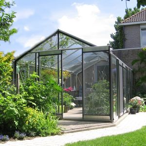 serre de jardinage 1