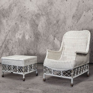 fauteuil contemporain / en rotin / avec repose-pieds / fait main