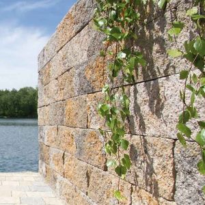 bloc de béton plein