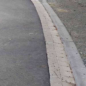 caniveau de drainage avec pente