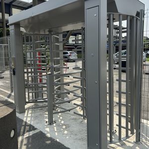 tourniquet pour personne à mobilité réduite