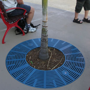 grille d'arbre ronde / en métal