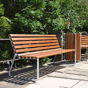 banc public contemporain