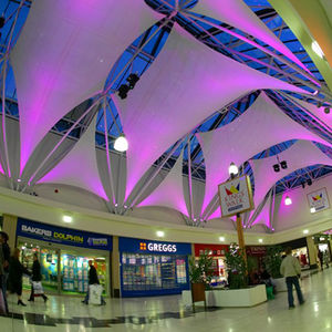 structure tendue câble-membrane