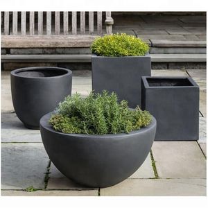 jardinière en fibre de verre