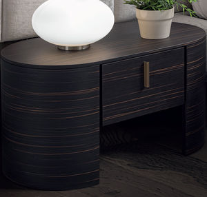 table d'appoint contemporaine