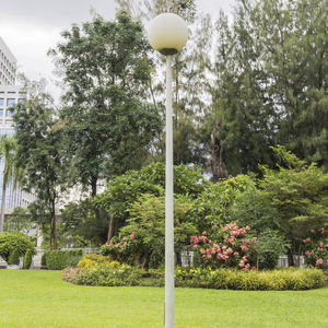 lampadaire de jardin