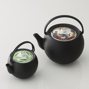 théière en porcelaine
