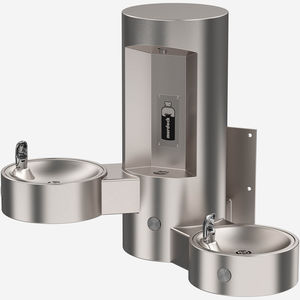 fontaine à eau pour personnes à mobilité réduite