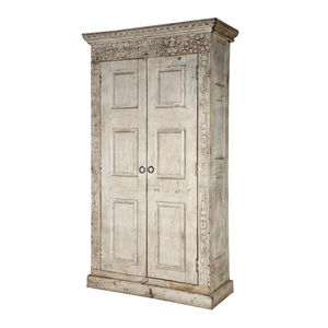 armoire classique