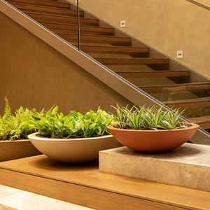 jardinière en fibre de verre