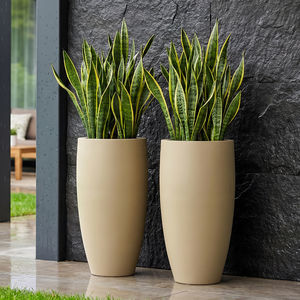 jardinière en fibre de verre