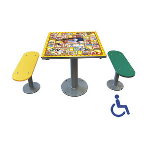 table de jeu pour enfant d'extérieur 1