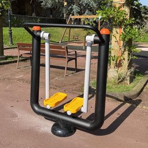marcheur d'extérieur pour espace public