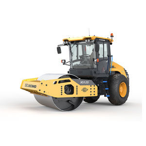 rouleau compresseur monocylindre