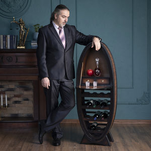 meuble bar pour chambre d'hôtel