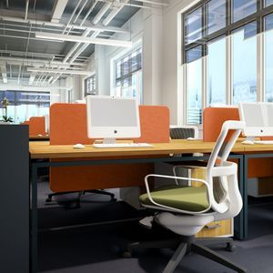 panneau acoustique sur bureau