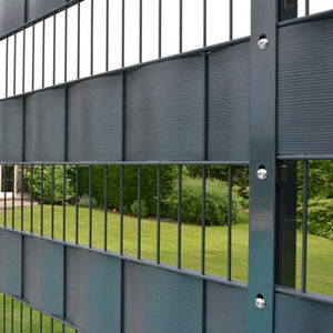 poteau pour clôture en acier galvanisé 1