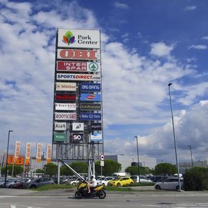 enseigne publicitaire au sol 1