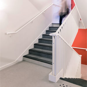 revêtement de sol pour escalier 1