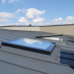 fenêtre de toit en uPVC 1