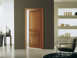 porte d'intérieure / battante / en bois massif