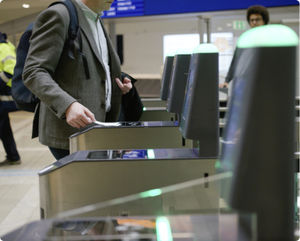 couloir rapide pour contrôle d'accès automatique